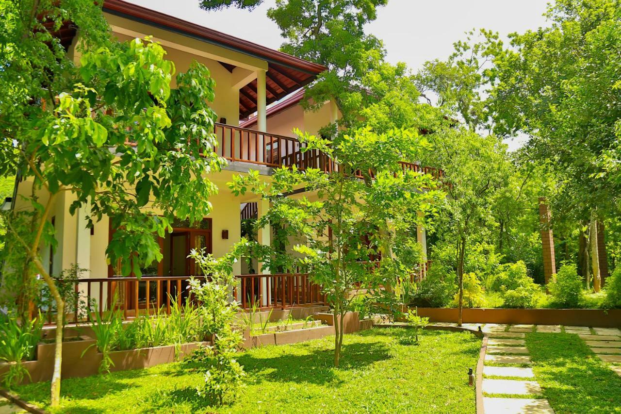 Heaven in Satinwoods Hotel Tangalle Buitenkant foto